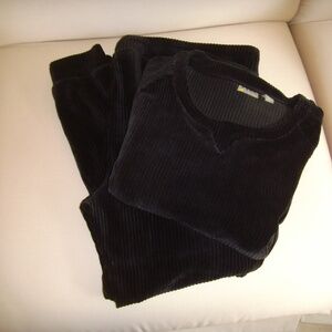 ZELLA 1X Black Velour Top and Pant Set